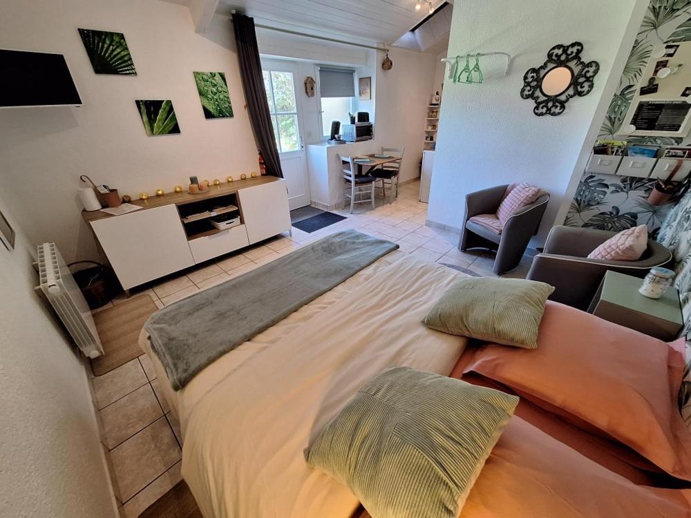 Studio 11, Draps, Linge, Wifi # Longere Bretonne#Morbihan Sulniac Luaran gambar
